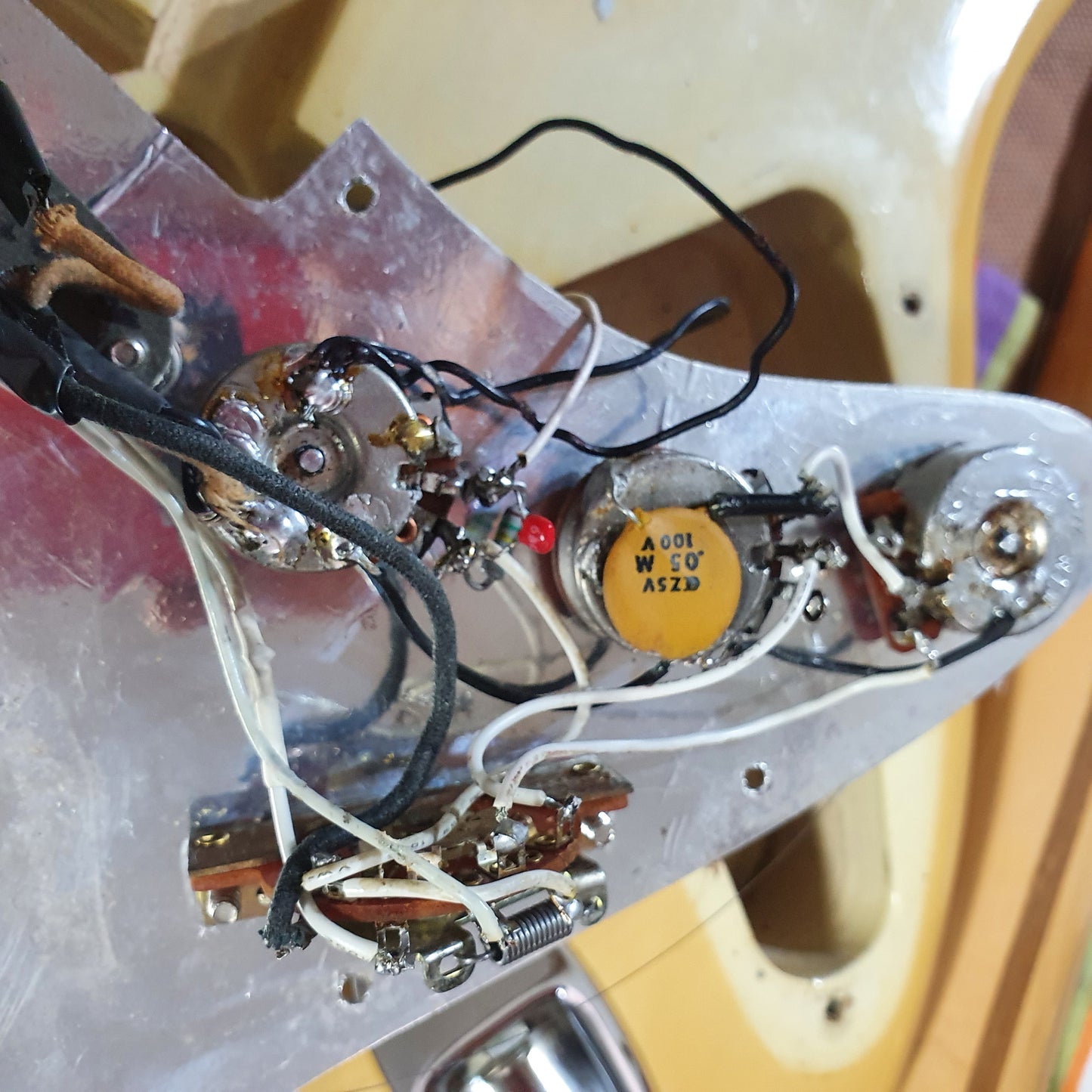 Fender 1976 77 Stratocaster hard tail