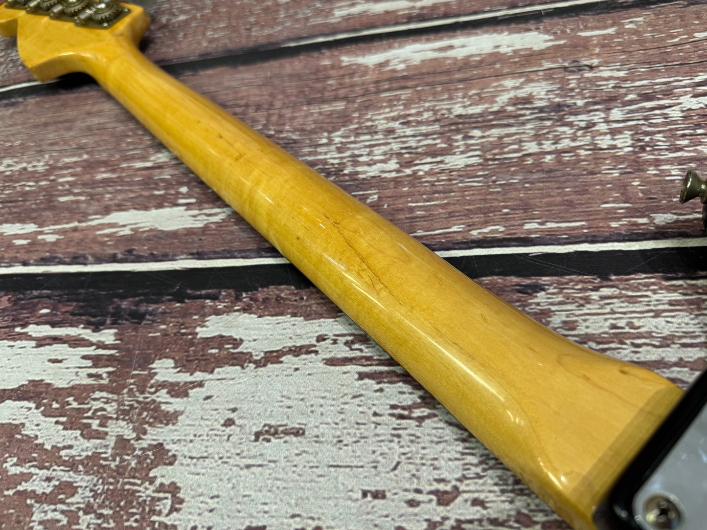 Fender Musicmaster Bass 1978 - Refinished body