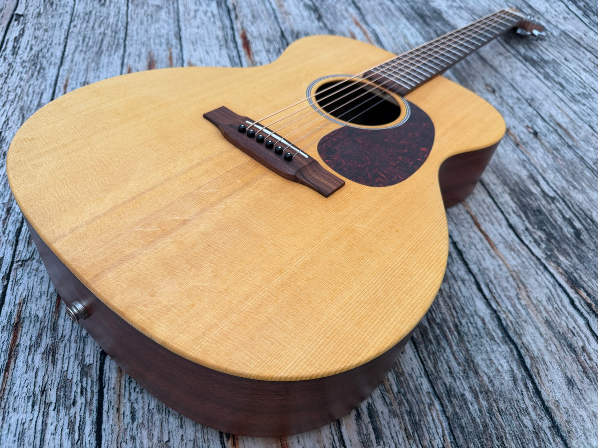 Martin OOOX1 Electro USA with Case