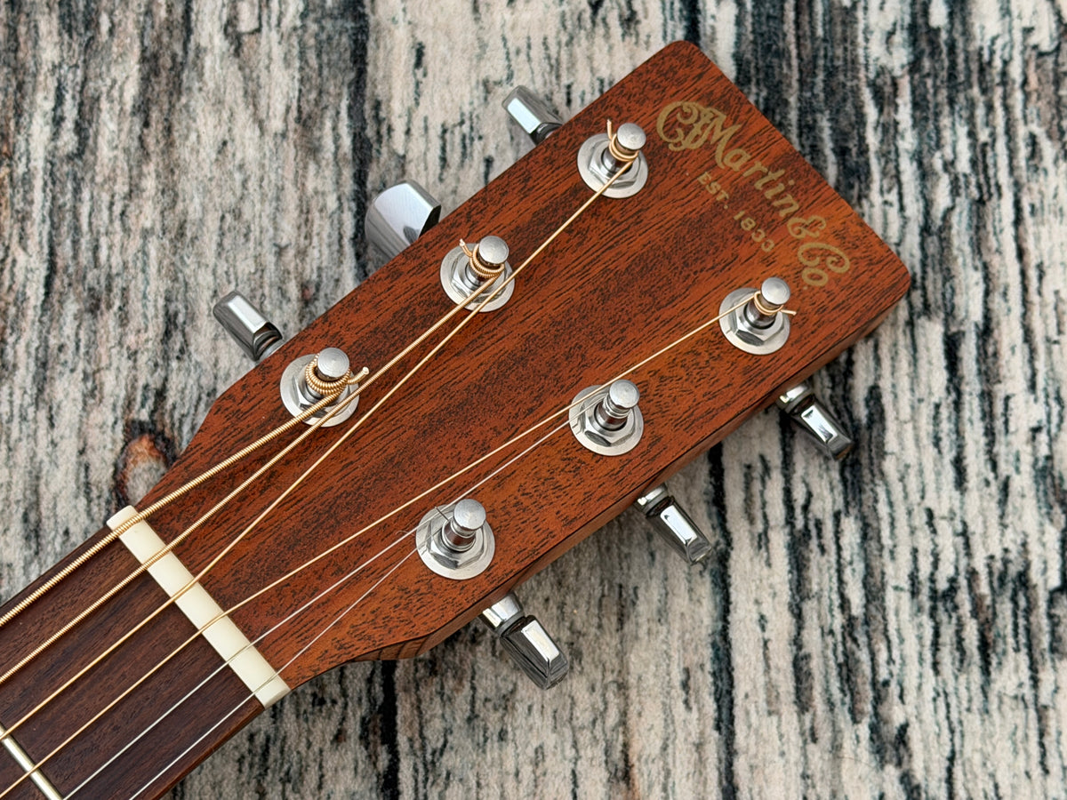 Martin OOOX1 Electro USA with Case