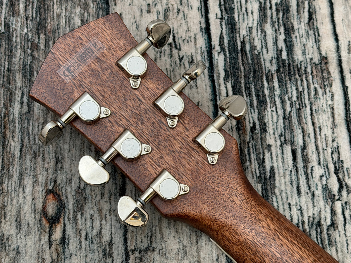 Cort Pure OCF-NS Electro Acoustic All solid woods.