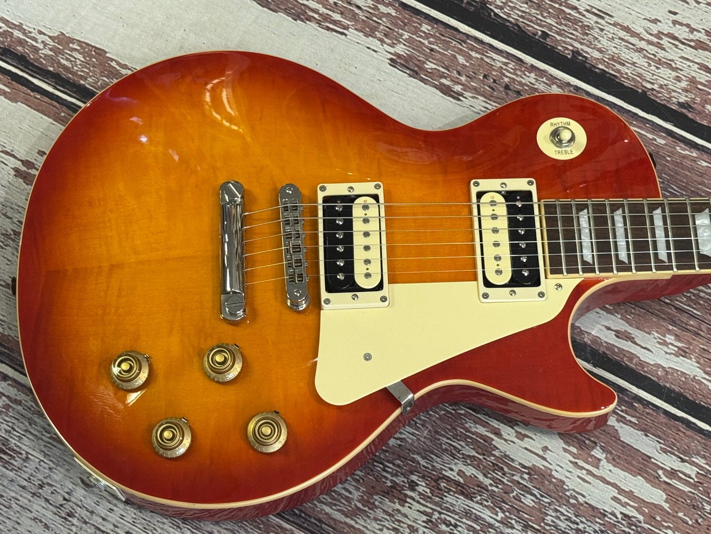 Burny RLG55Z Cherry sunburst