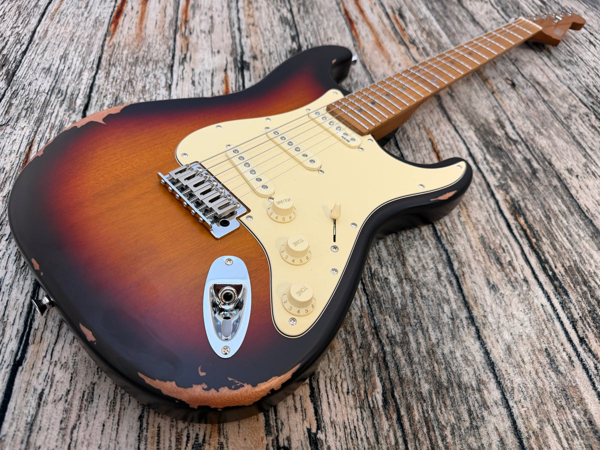 Henry's Destiny II Relic ST-2N Vital - Sunburst Relic