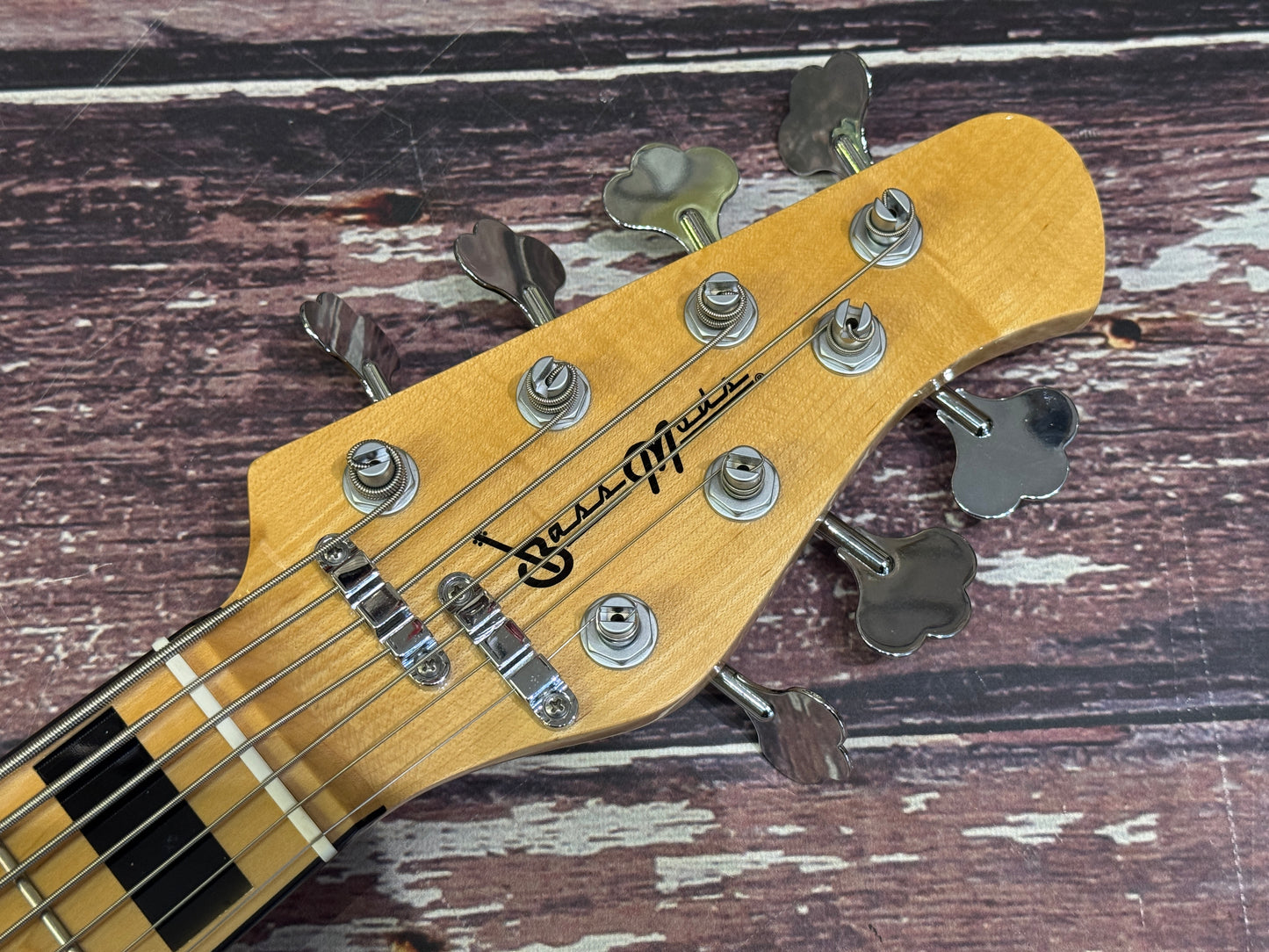 Bass Mods (California) K7 custom 7 string active bass
