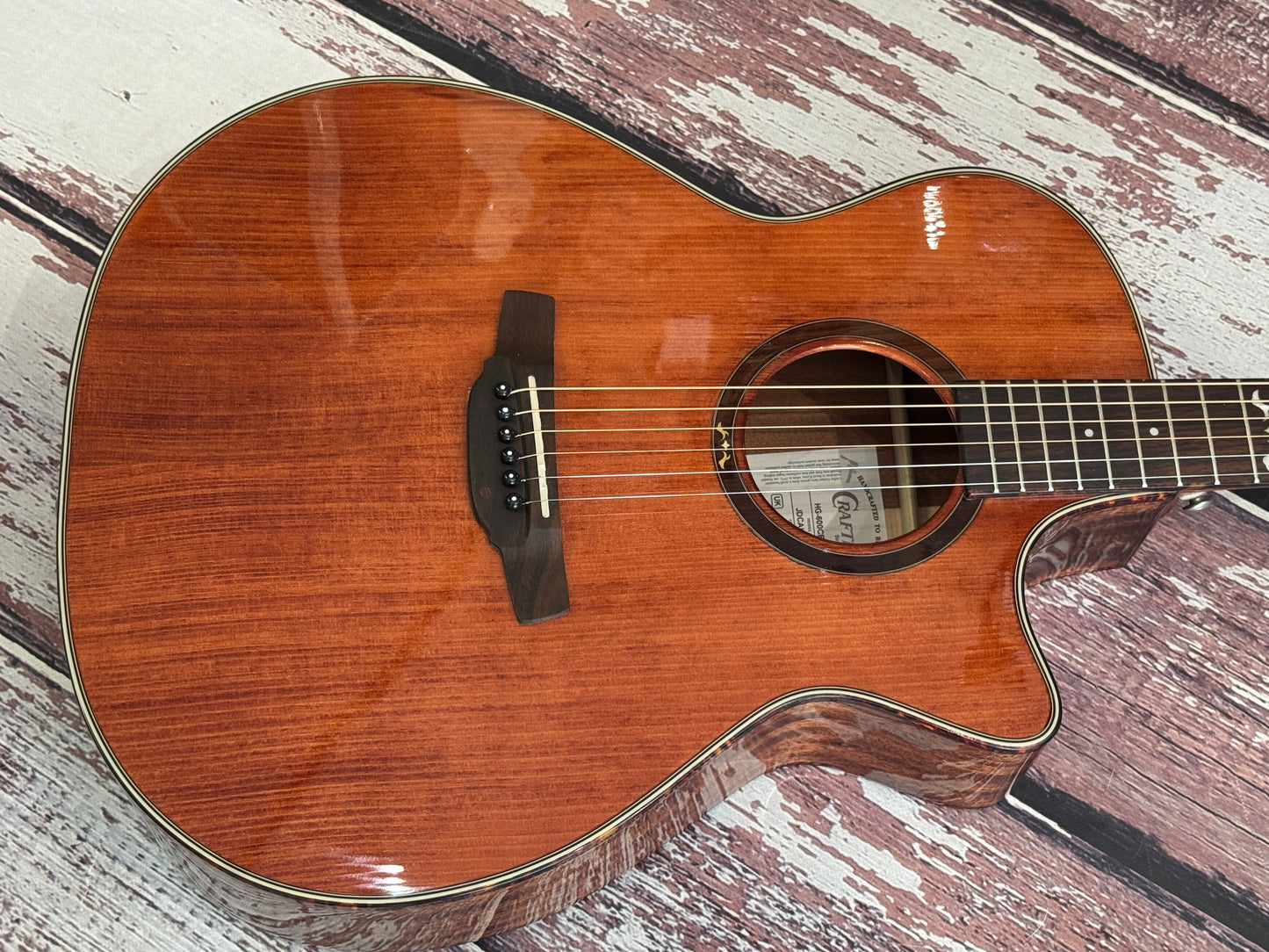 Crafter HG-600CE Solid top electro acoustic