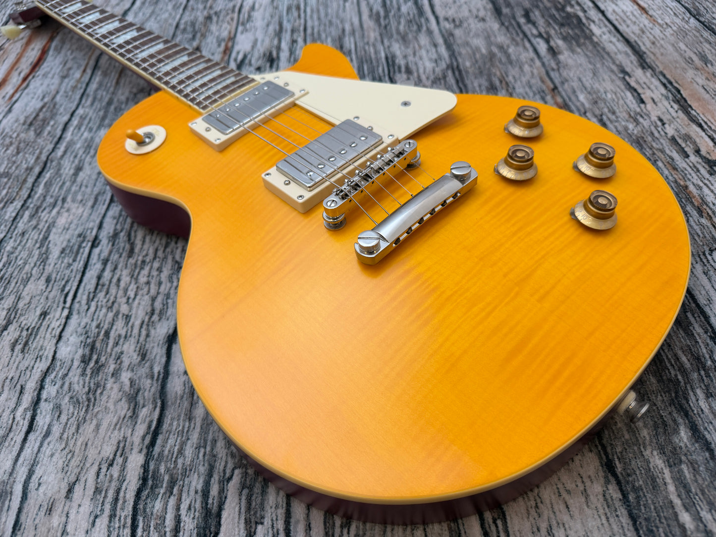 Epiphone Limited Edition 1959 Lemon Burst Aged Les Paul Standard (IGC)