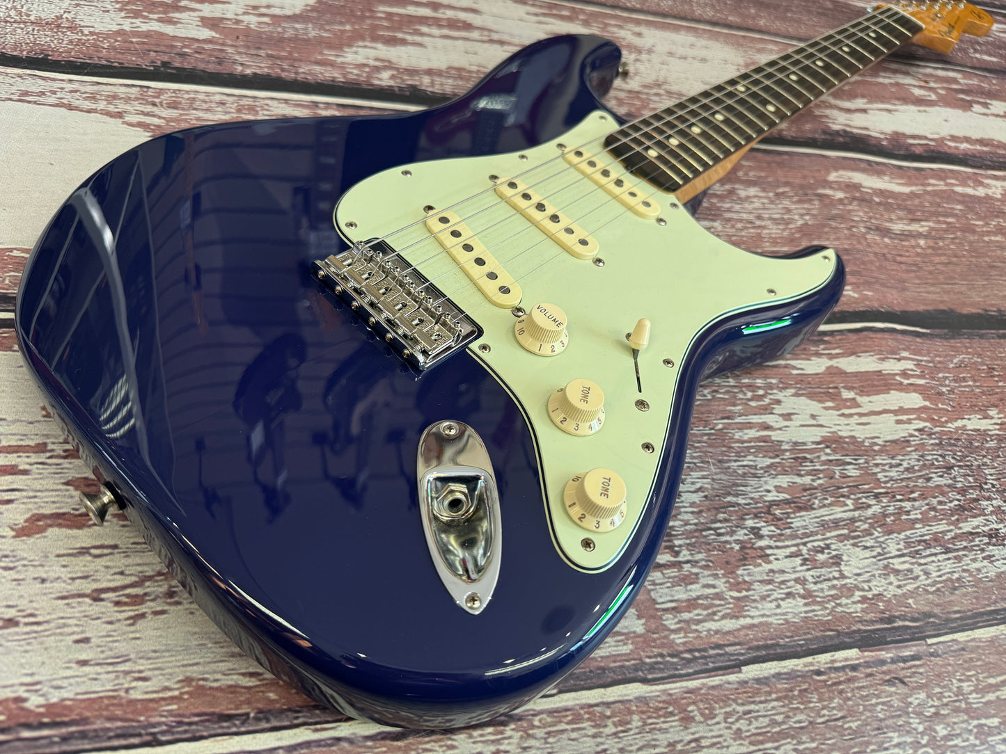 Fender Robert Cray Signature Stratocaster Violet - 2014