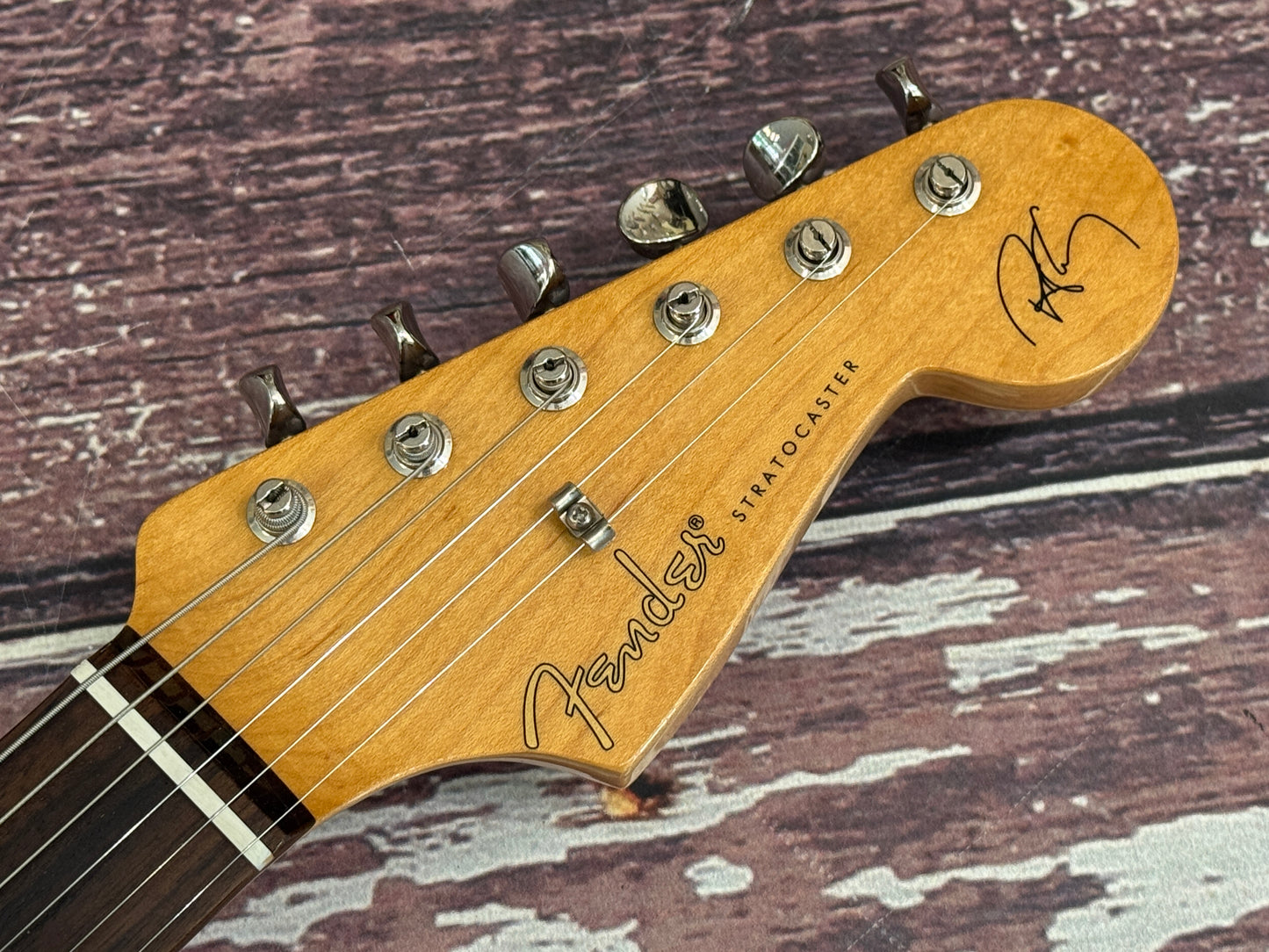 Fender Robert Cray Signature Stratocaster Violet - 2014