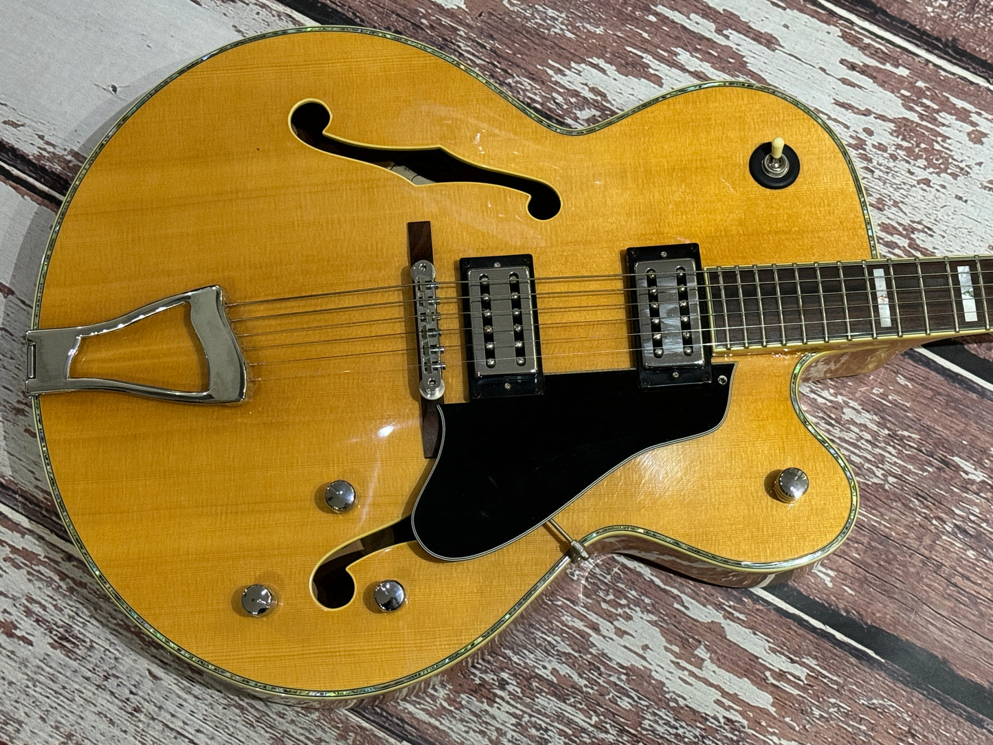 Peavey Rockingham (Peerless) Semi acoustic 2004