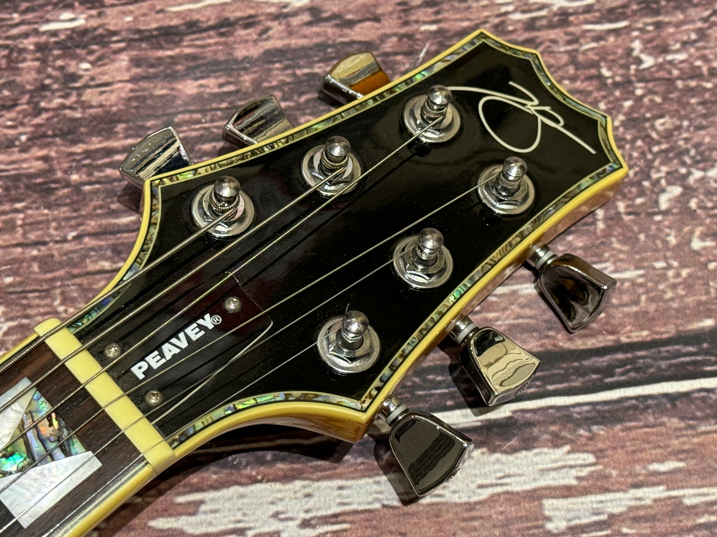 Peavey Rockingham (Peerless) Semi acoustic 2004