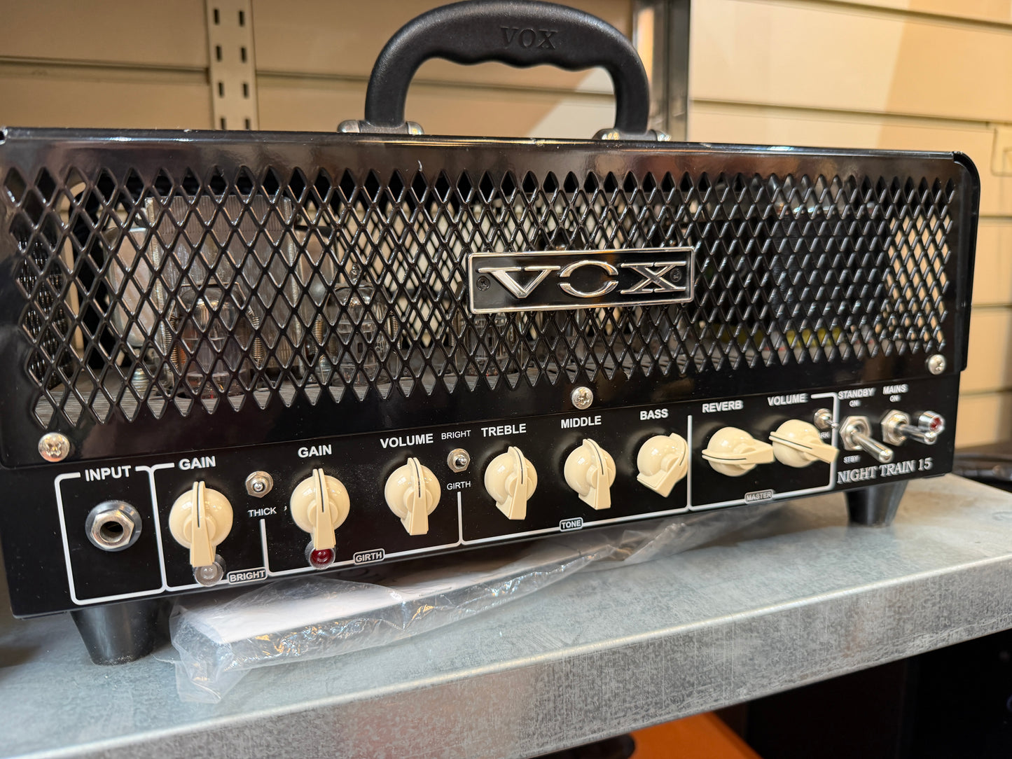 Vox Night Train 15 valve head