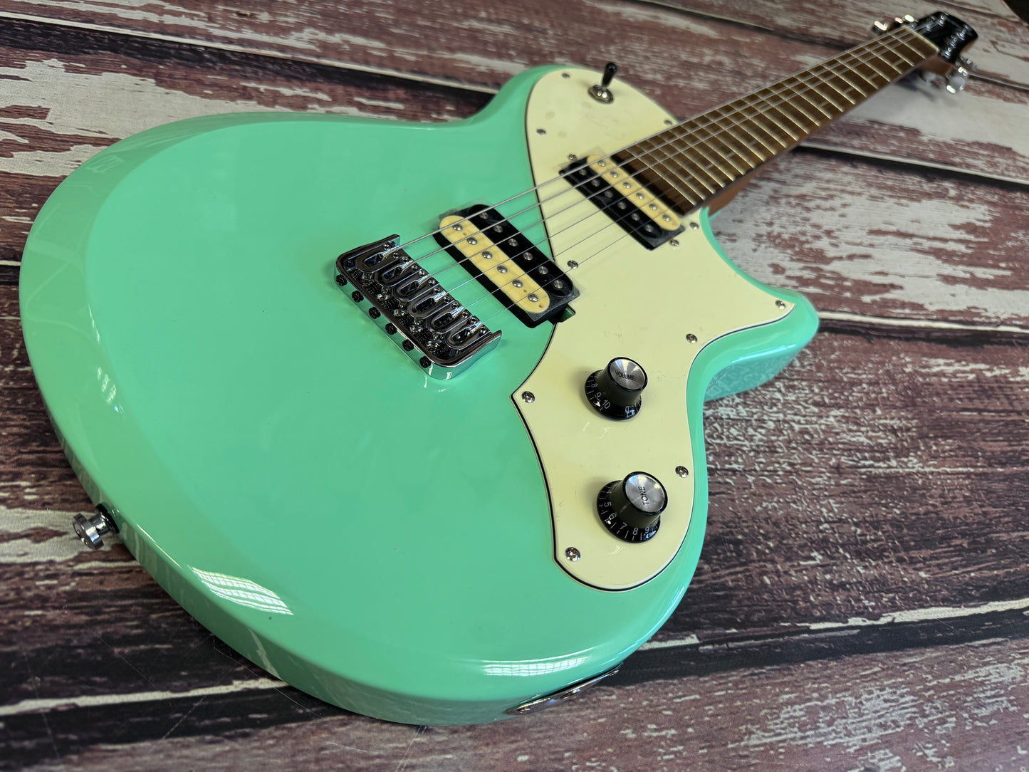 Shergold Provocateur SP-12 Mint Green