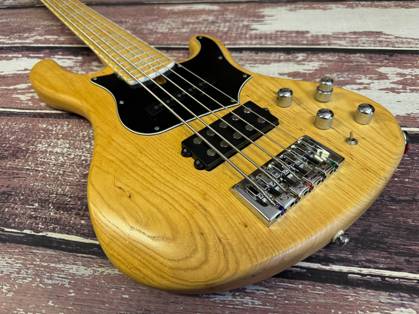 Cort GB-75 Active 5 string bass