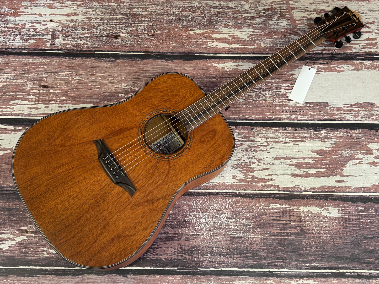 Bromo BAT1 Mahogany Dreadnought Solid top