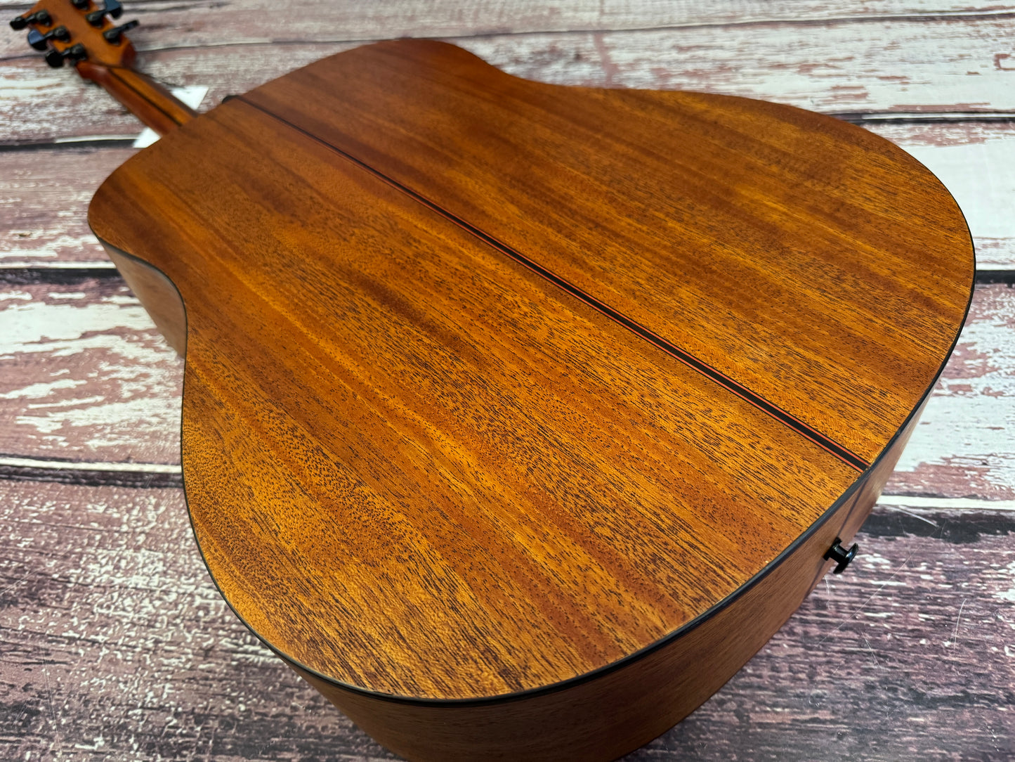 Bromo BAT1 Mahogany Dreadnought Solid top