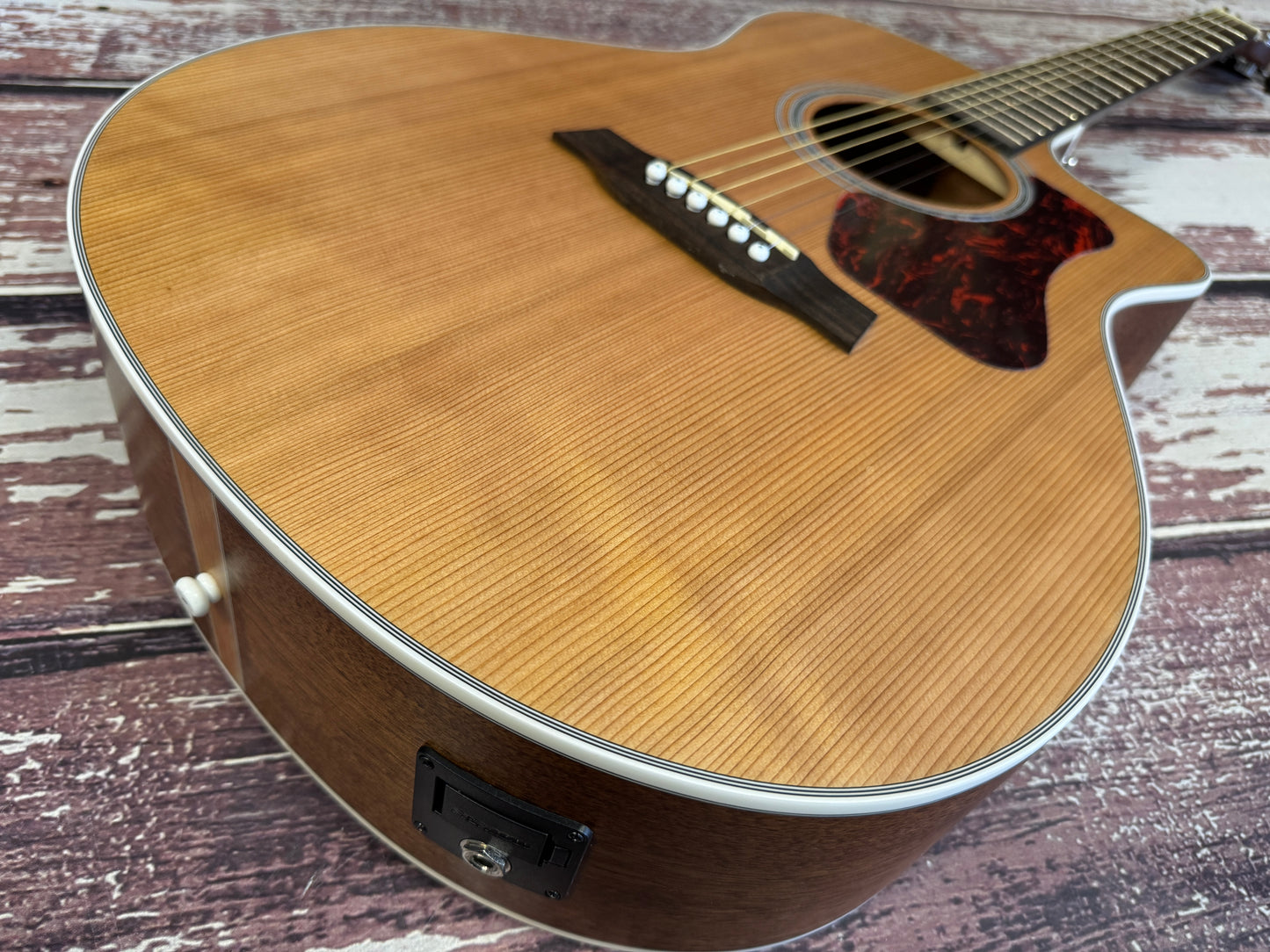 Walden G770CE All solid electro acoustic
