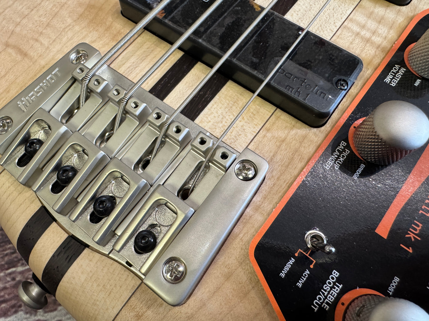 Cort Artisan A4 Plus Flame top - Open Pore Natural