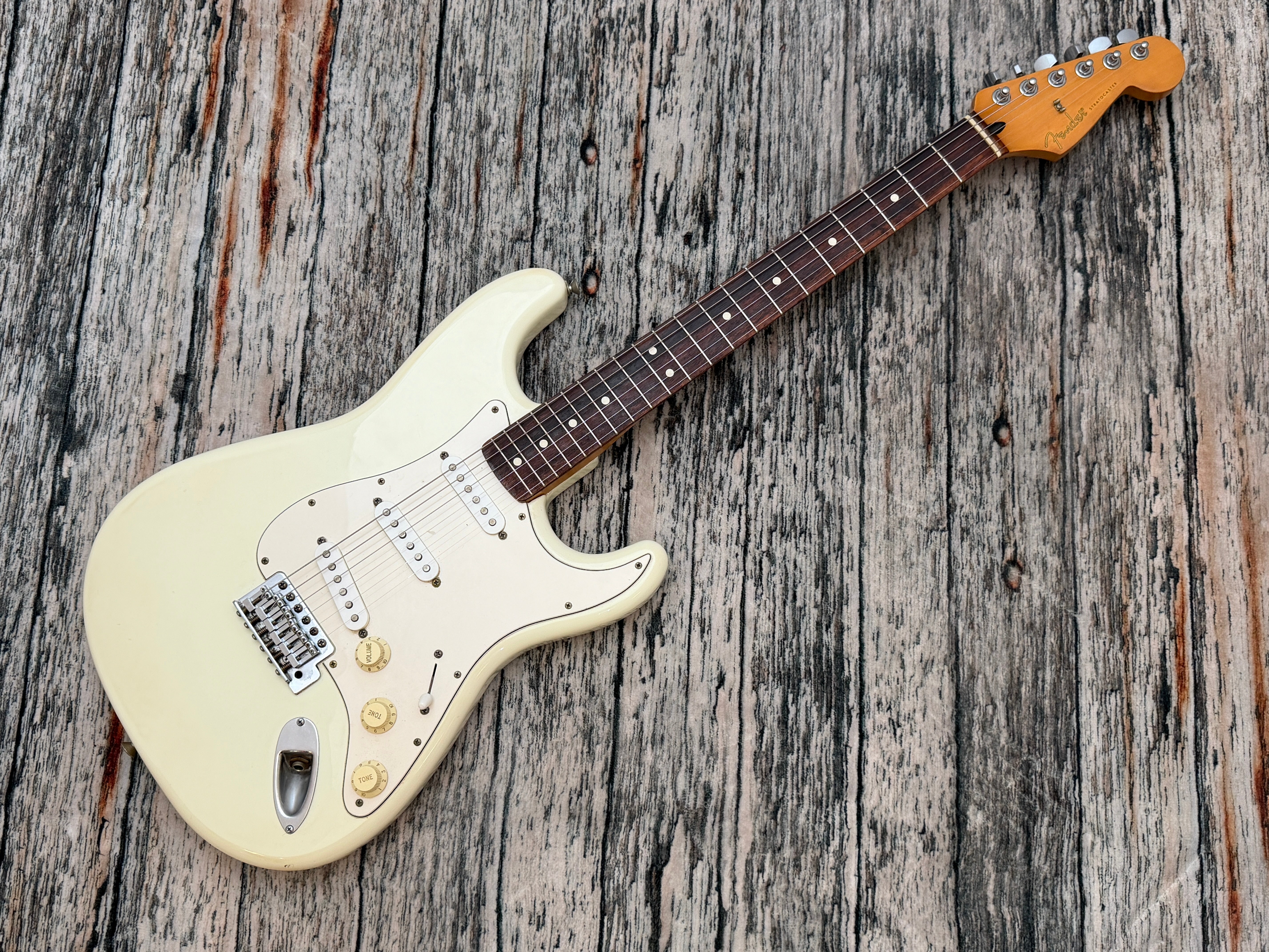 Fender & Squier Waynes World 1 & 2 Stratocaster – Badlands Guitars