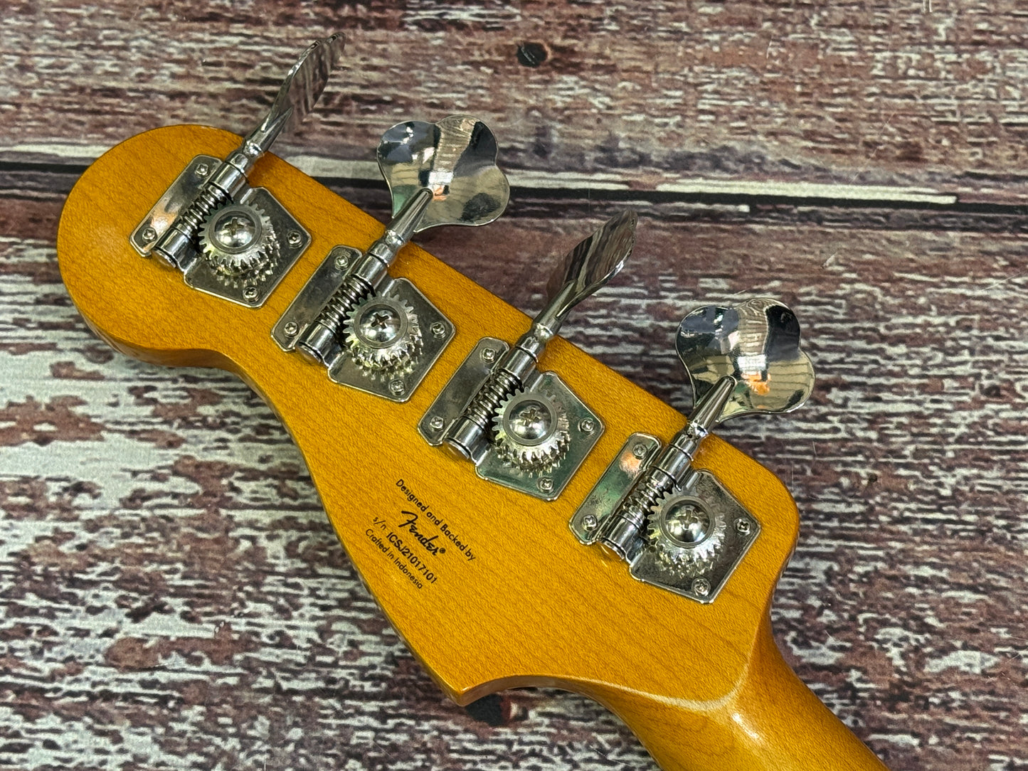Sunn Mustang (Fender) Bass - Parts build
