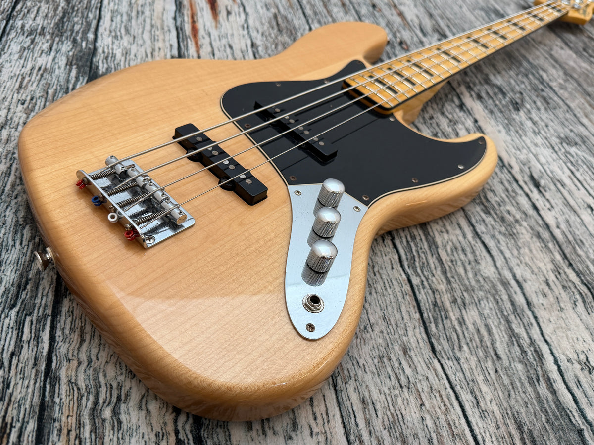 Squier Classic Vibe 70's Jazz Bass Natural gloss