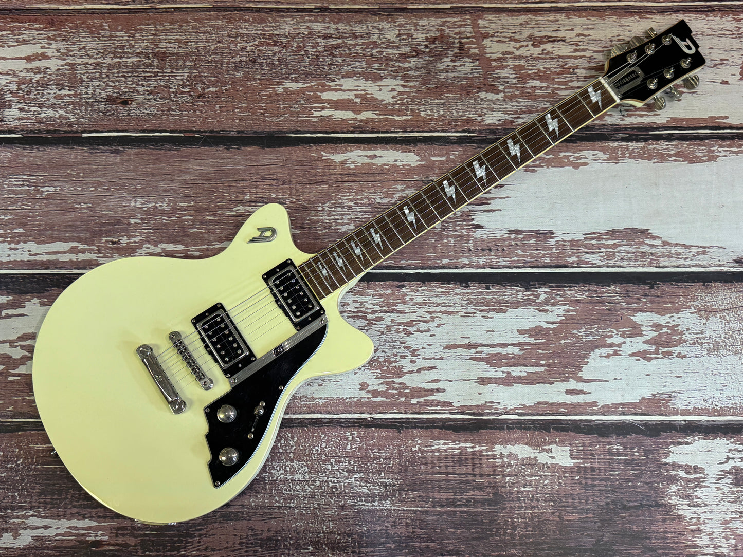 Duesenberg Bonneville - Vintage White, cased.