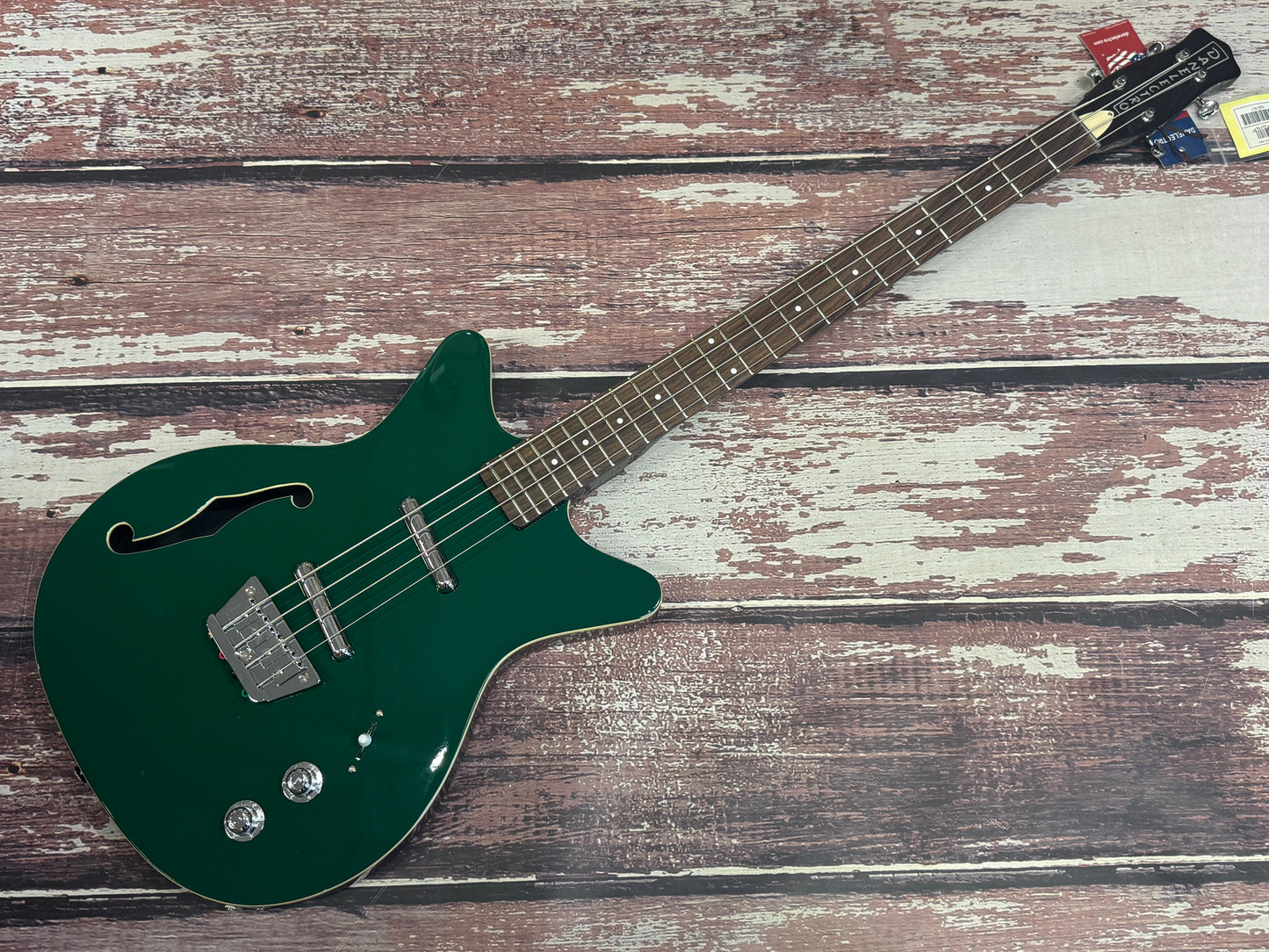 Danelectro Fifty Niner Short scale bass - Jade EX DEMO