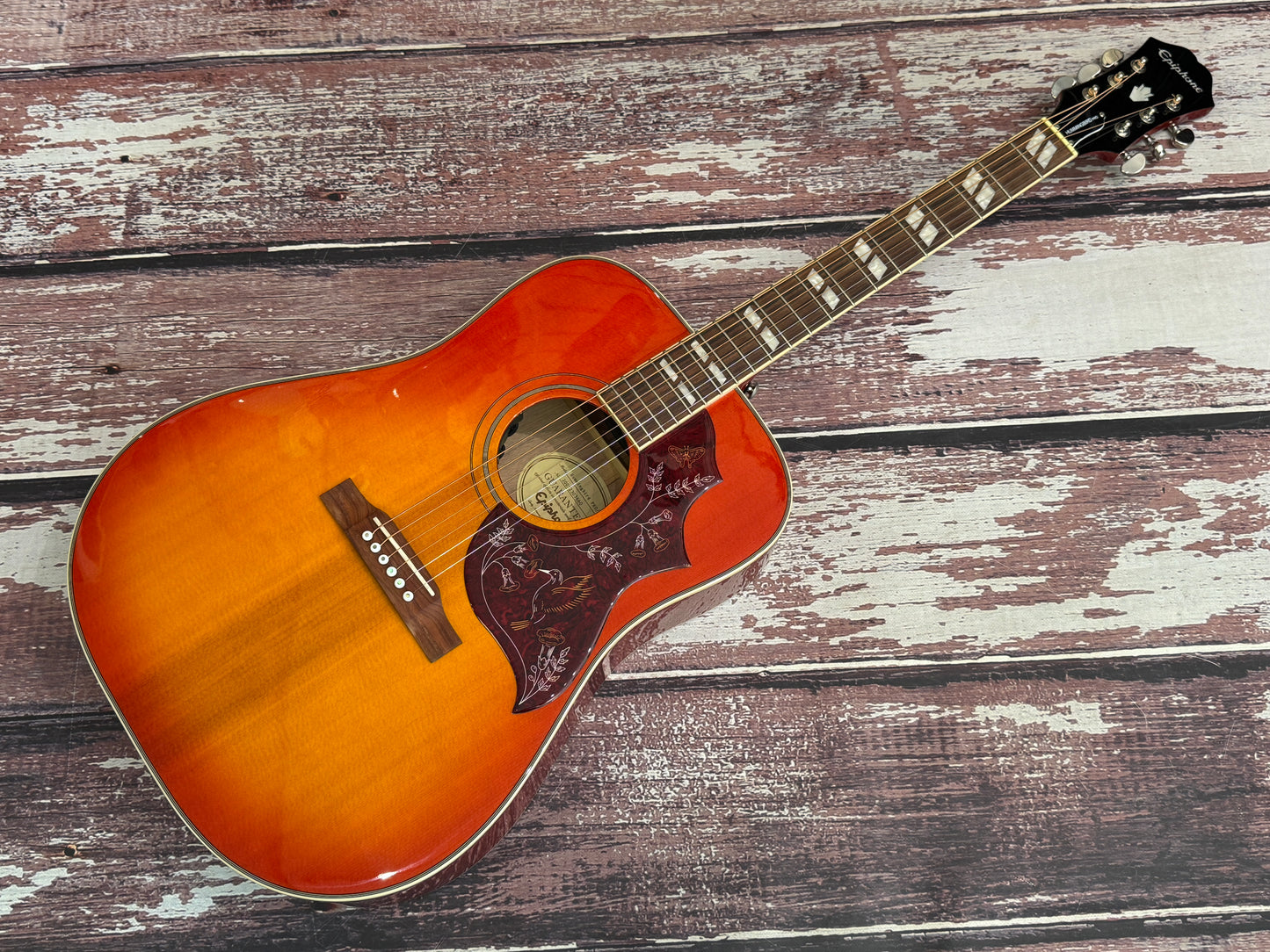 Epiphone Hummingbird Pro & Hard case 2020