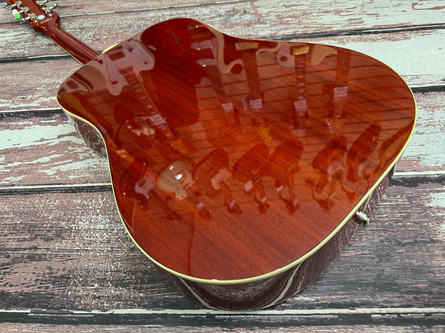 Epiphone Hummingbird Pro & Hard case 2020