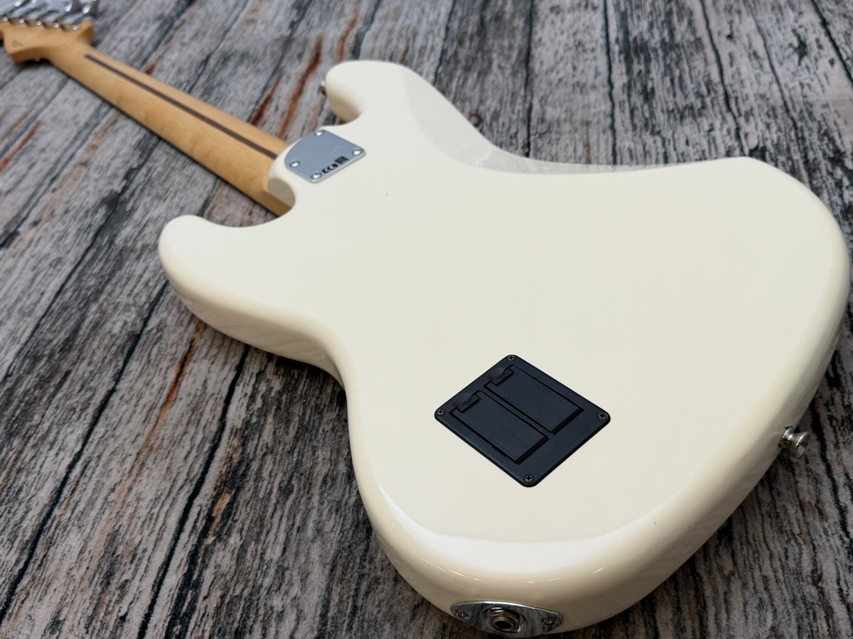 Fender Deluxe Active V Jazz Bass
