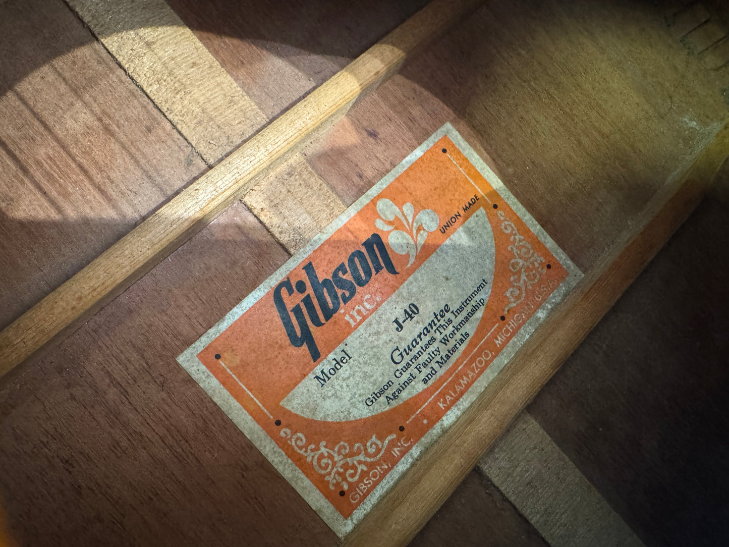 Gibson J40 1973 Dreadnought with pickup