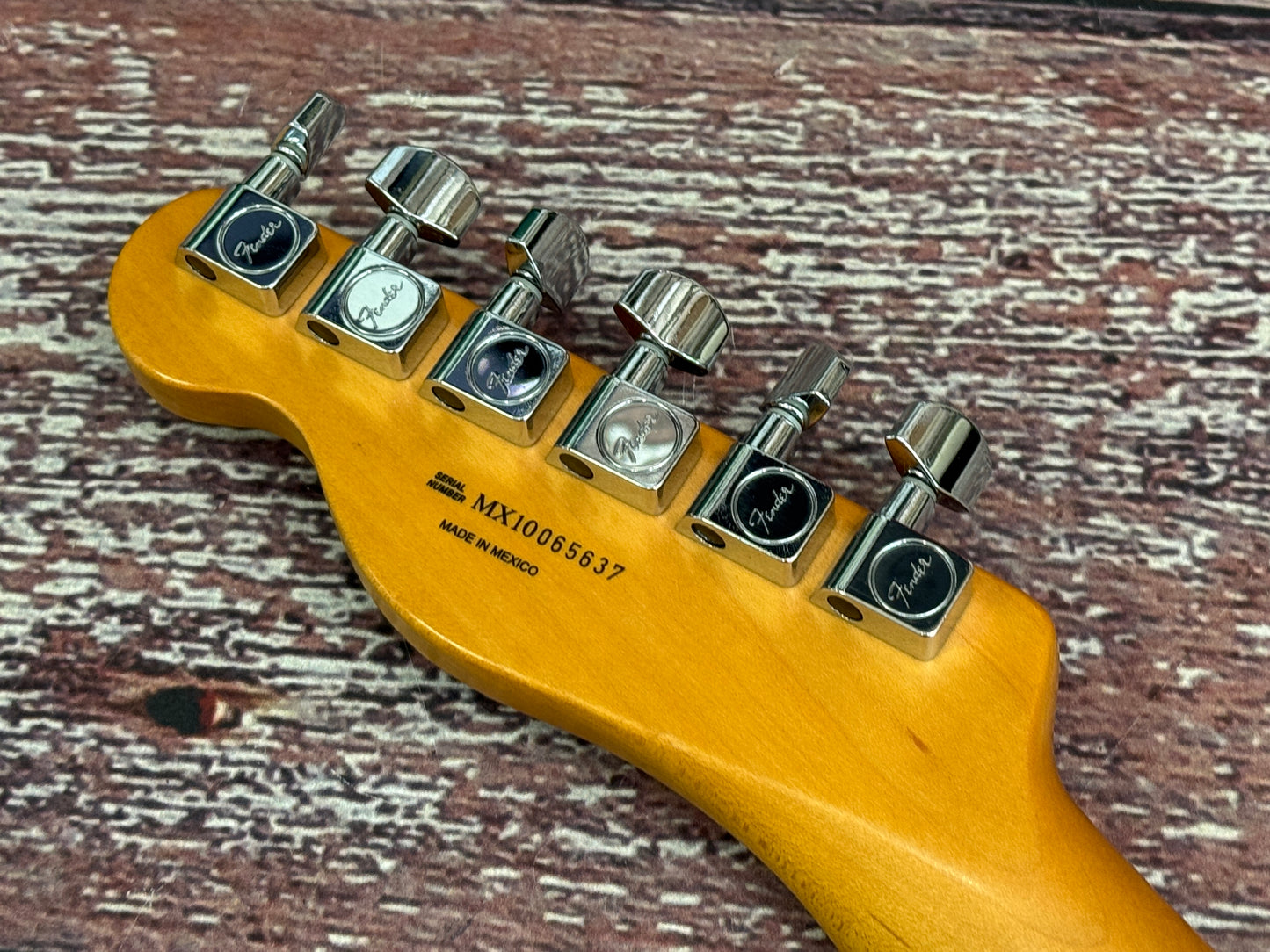 Fender Standard Telecaster - Sunburst - Maple neck. 2010 Mexico