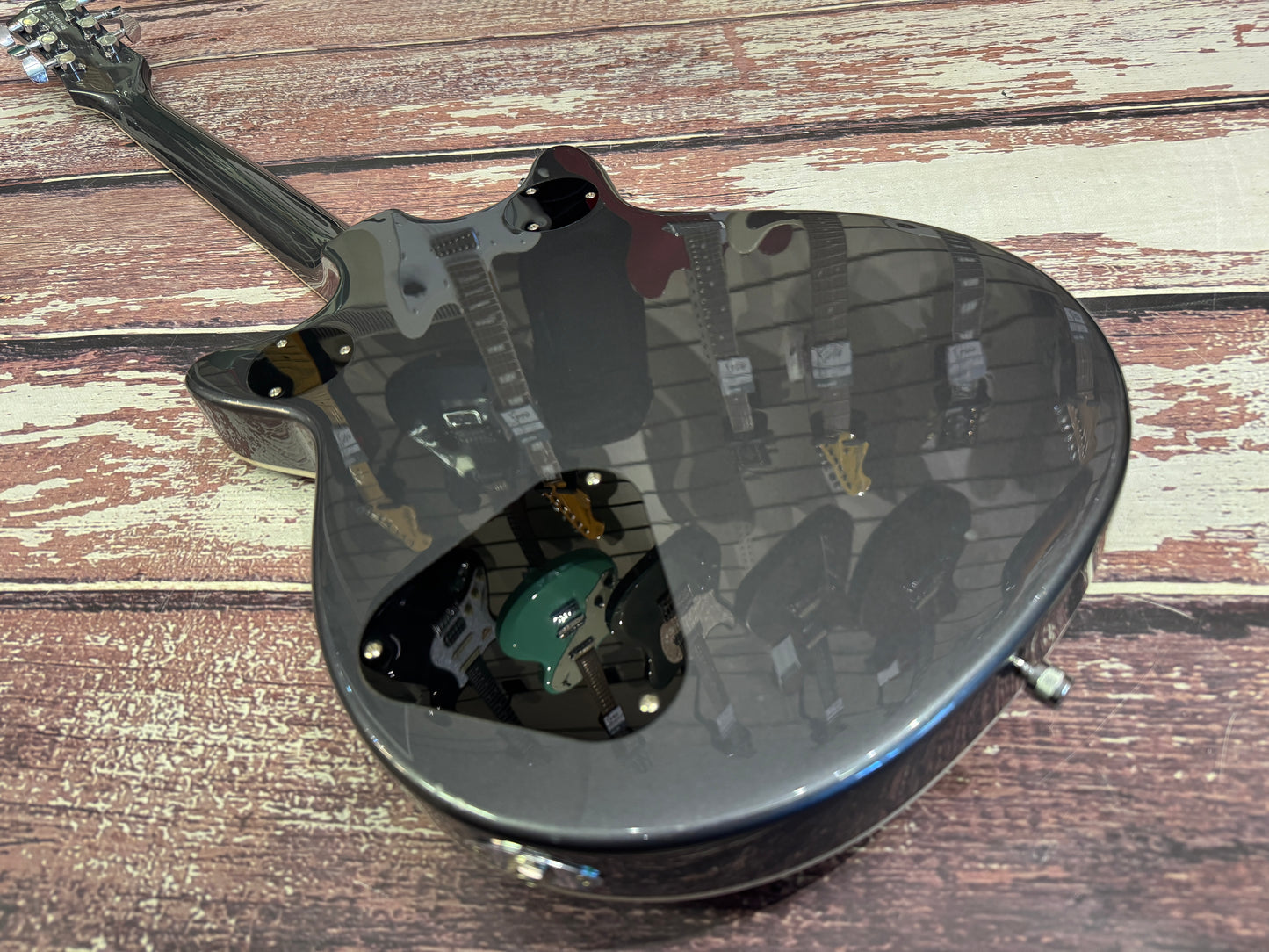 Gretsch G5222 Double Jet with V tailpiece Pickup upgrade.