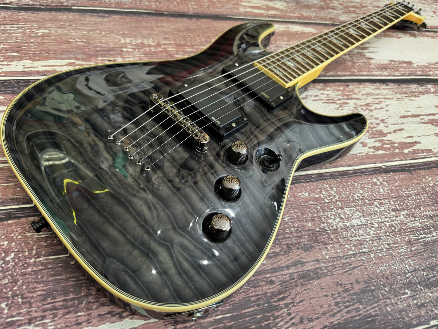 Schecter Omen Extreme - EMG Zakk set upgrade!