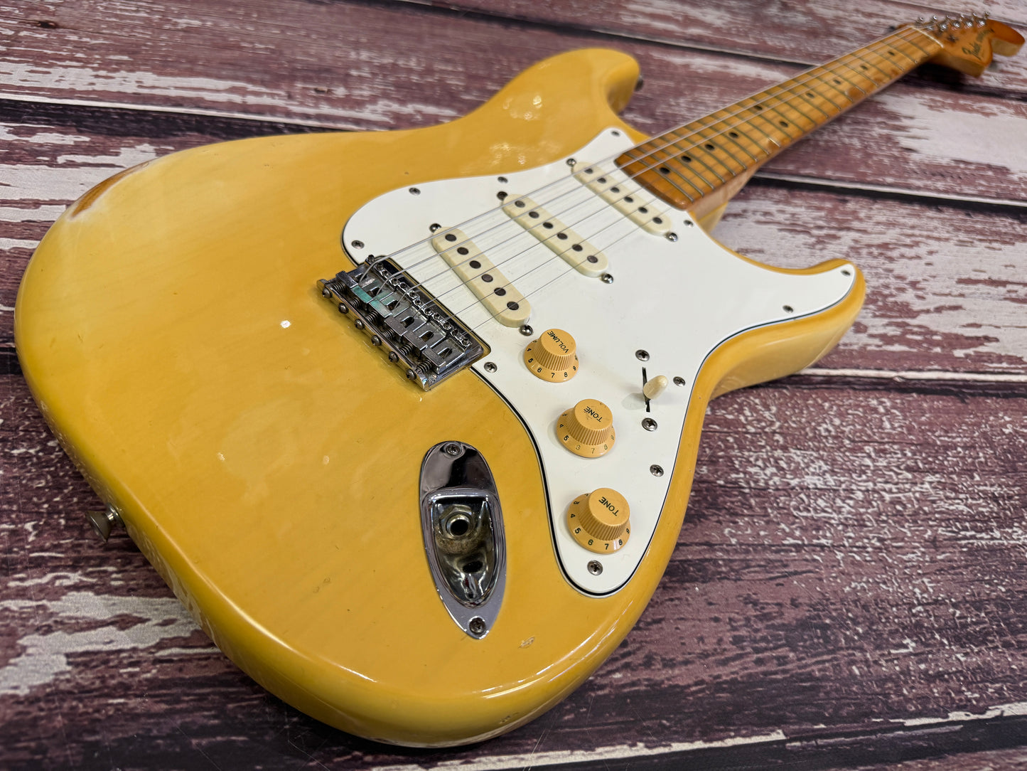 Fender 1976 77 Stratocaster hard tail