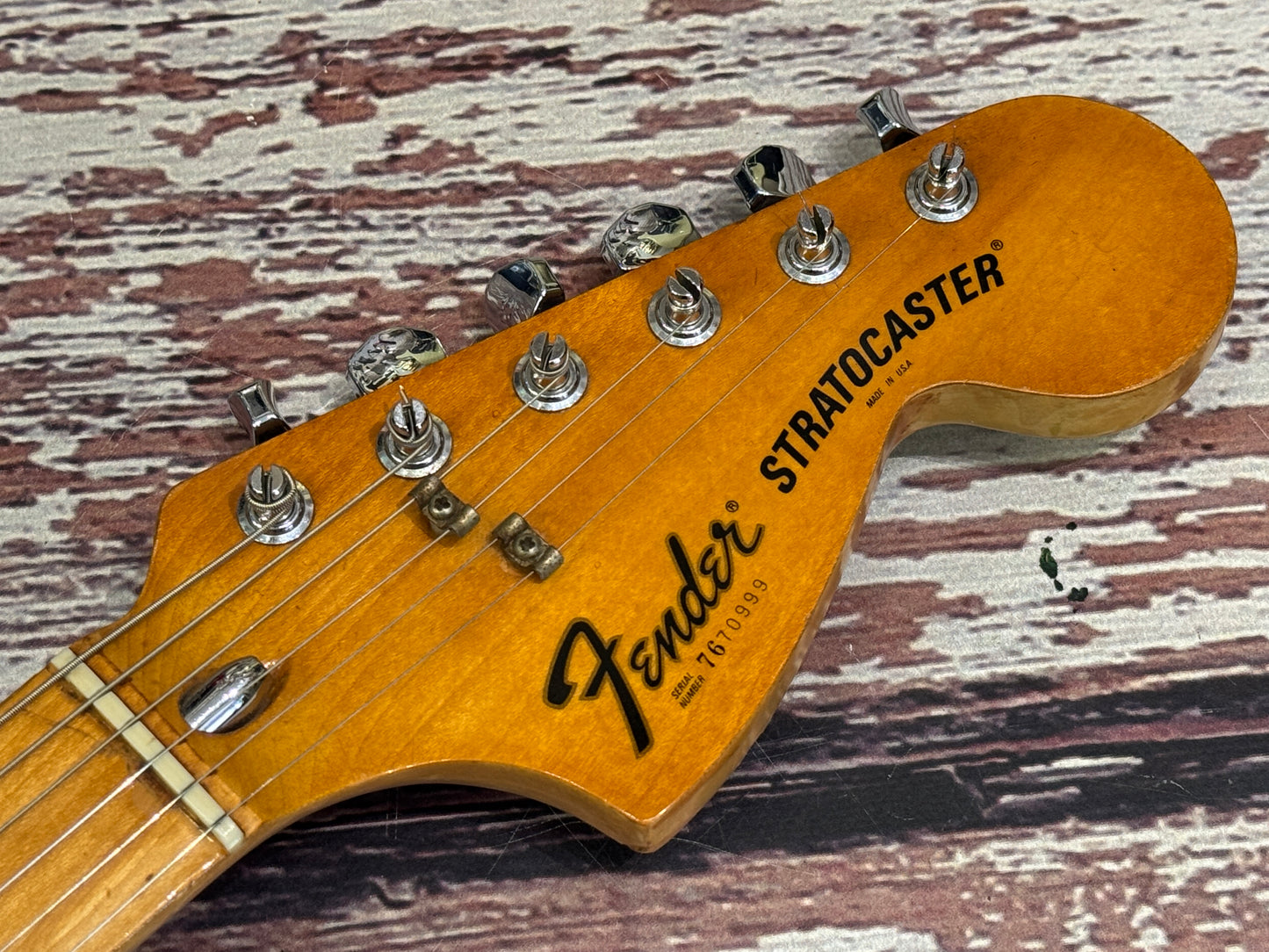 Fender 1976 77 Stratocaster hard tail