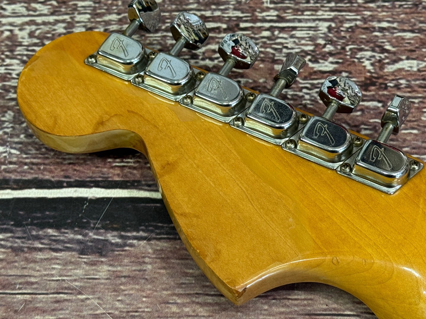 Fender 1976 77 Stratocaster hard tail