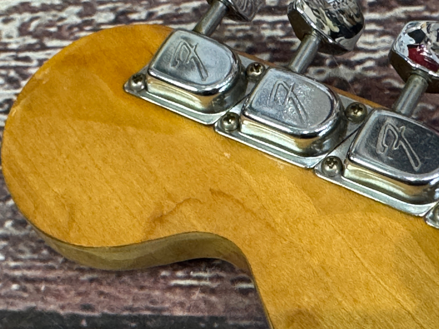 Fender 1976 77 Stratocaster hard tail