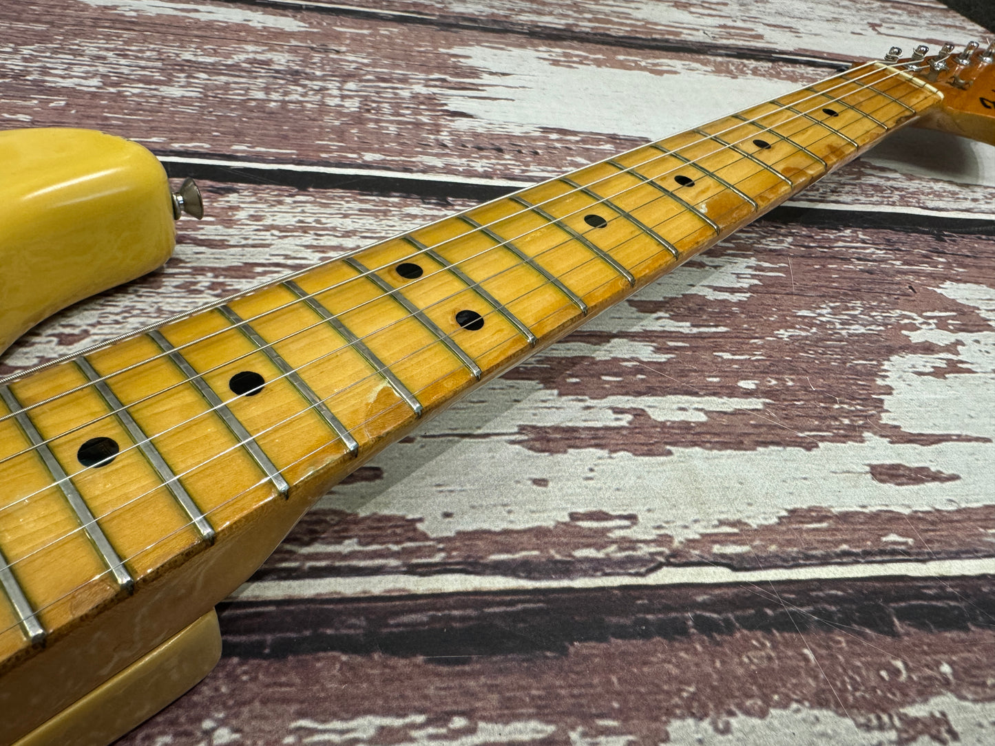 Fender 1976 77 Stratocaster hard tail