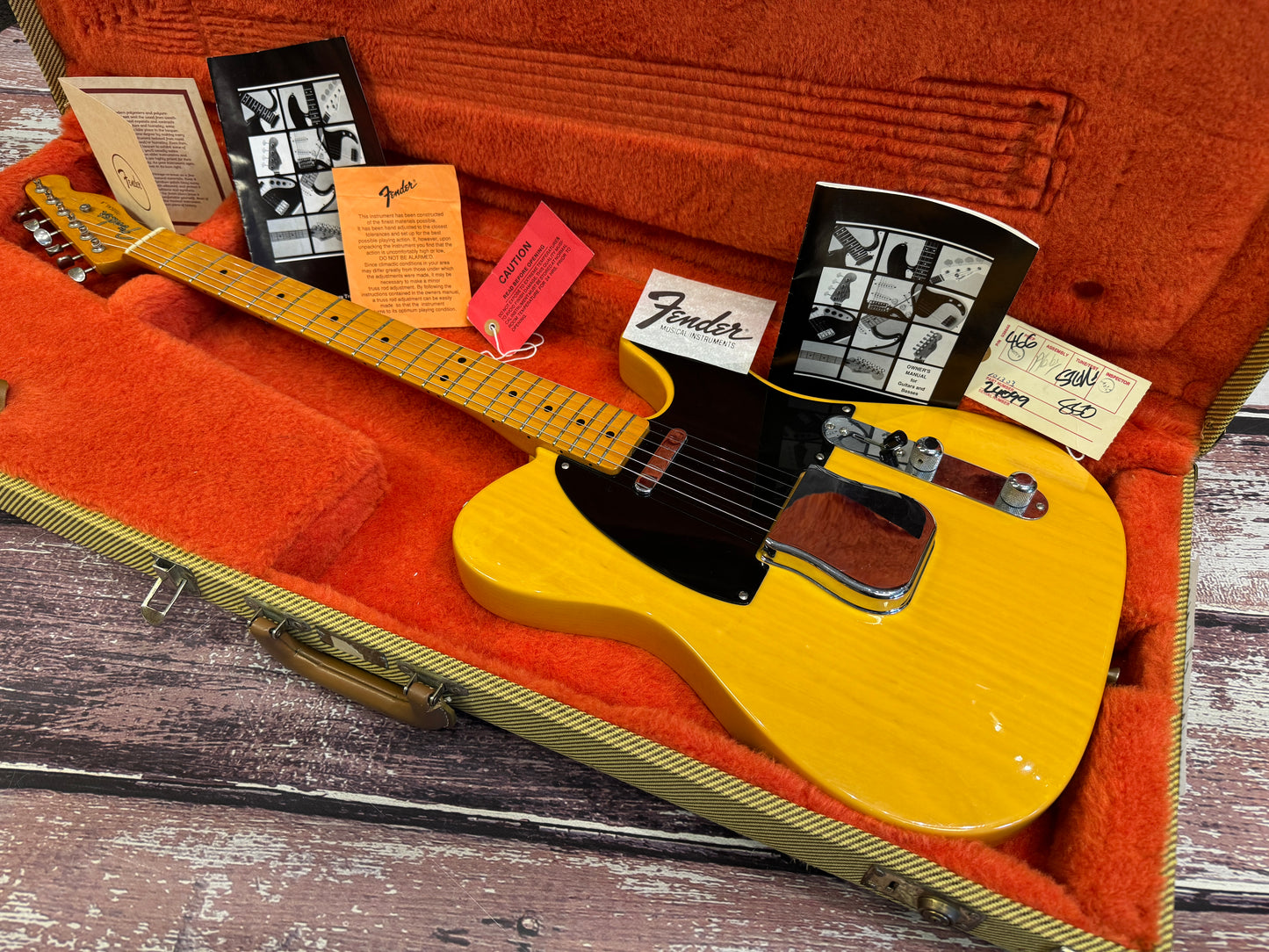 Fender USA AVRI '52 Butterscotch Telecaster with case and candy