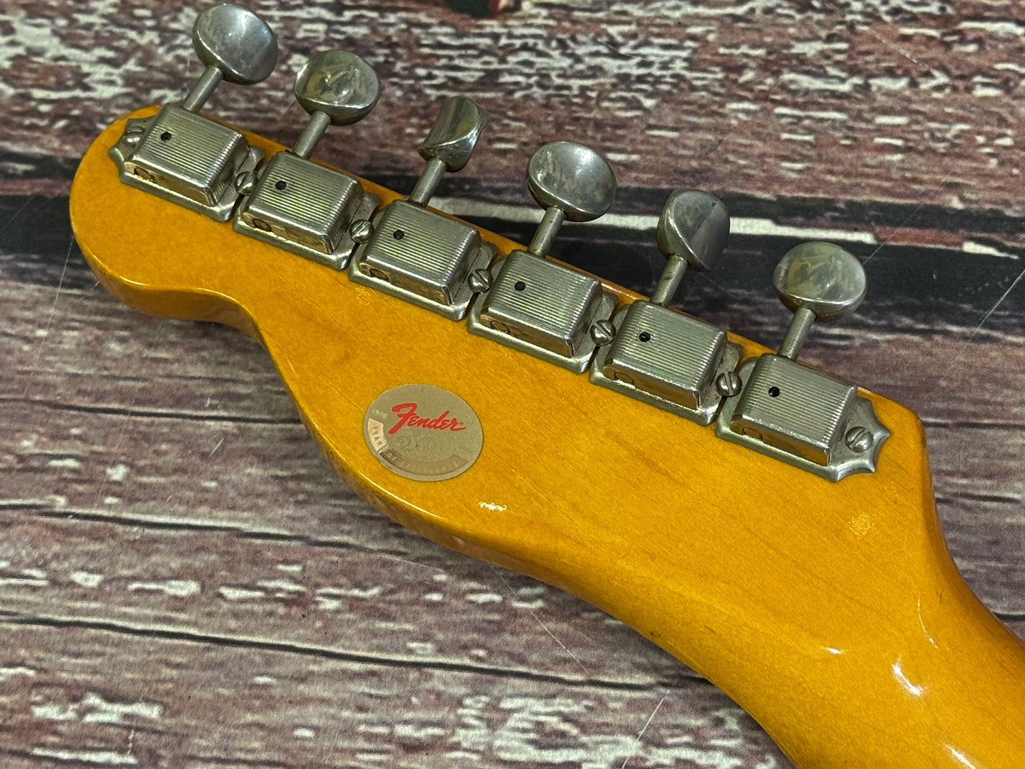 Fender USA AVRI '52 Butterscotch Telecaster with case and candy