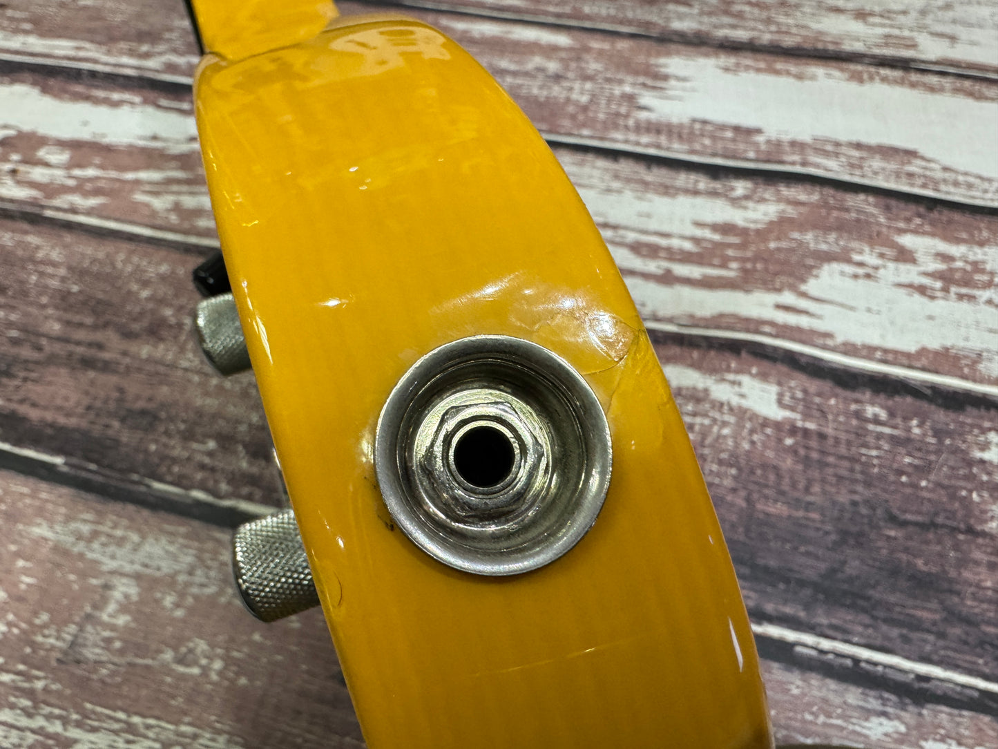 Fender USA AVRI '52 Butterscotch Telecaster with case and candy