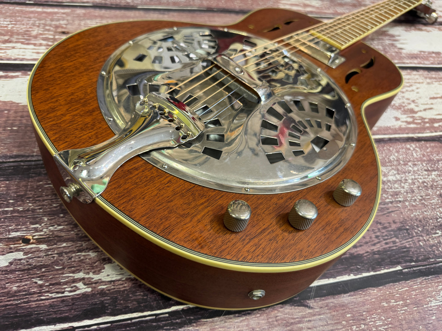 Hutchins Wooden Electro Resonator - Louisana