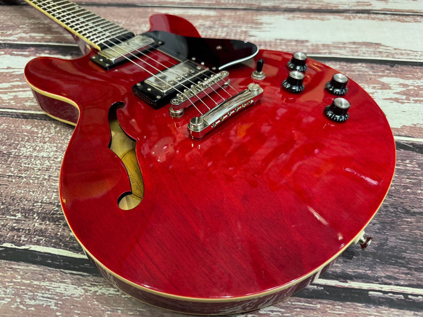 Epiphone Ultra-339 with Piezo pickup