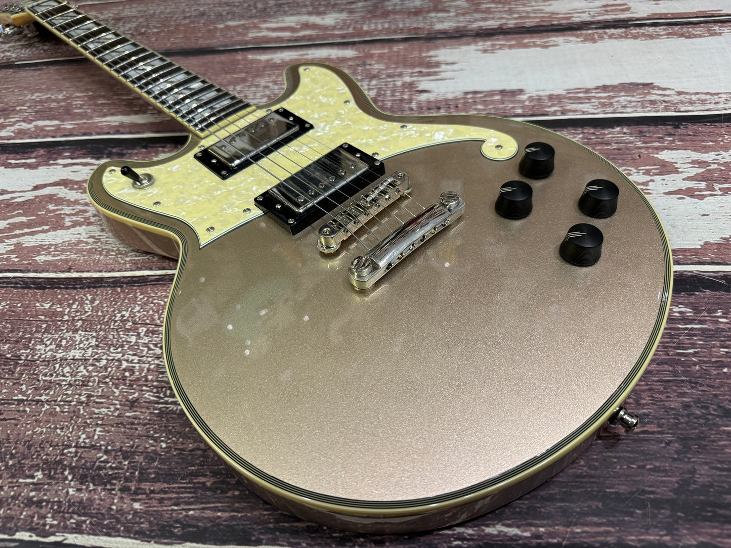 D'angelico Brighton Deluxe with case