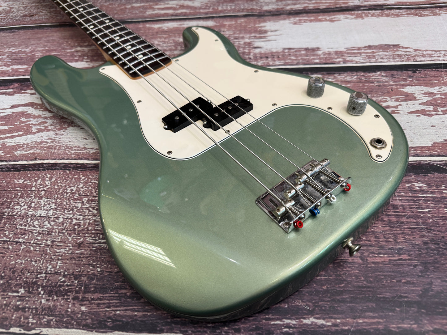 Fender Standard P Bass - Precision bass MIM 2002