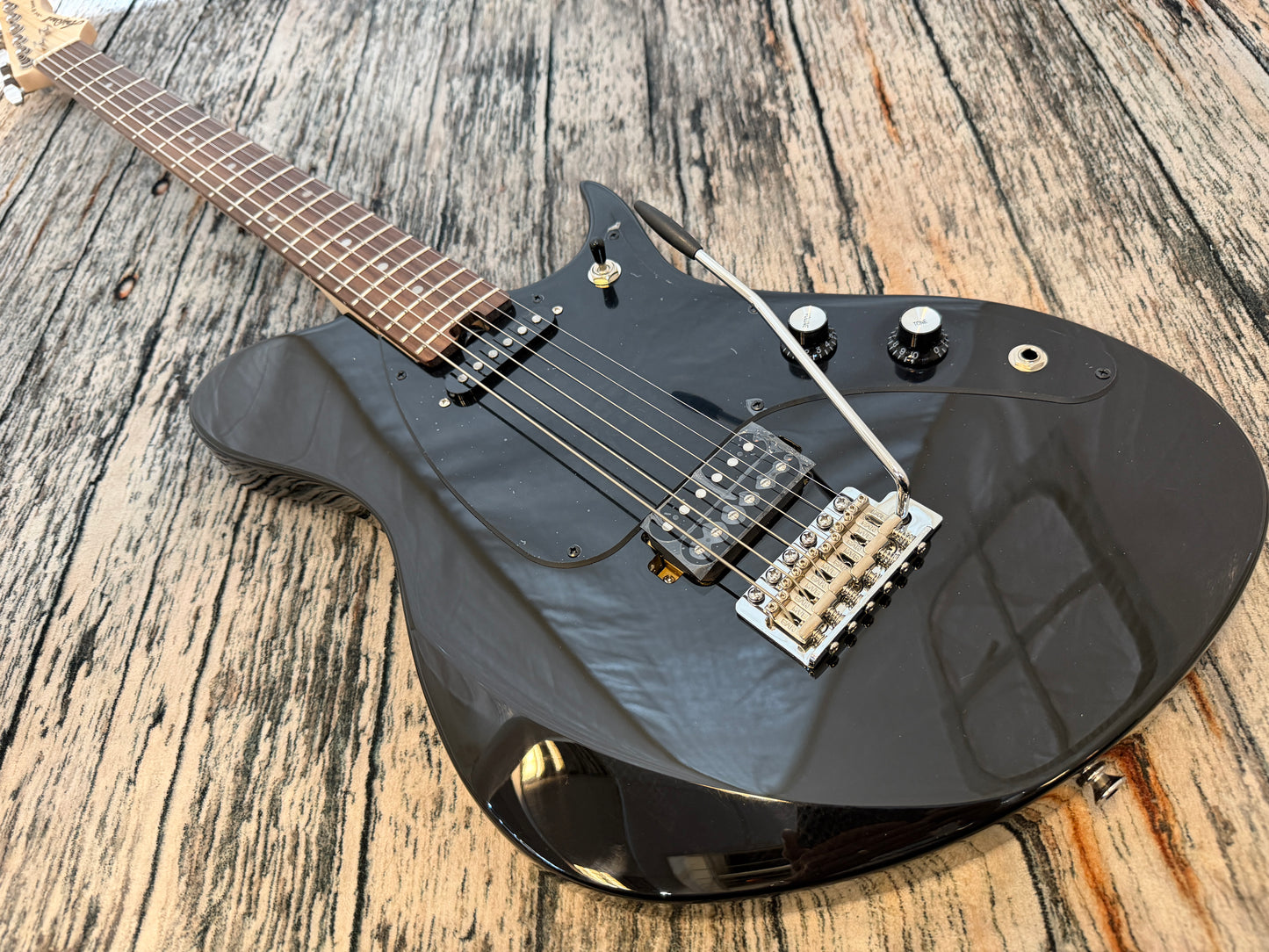 Aria J-B'tone Baritone Black