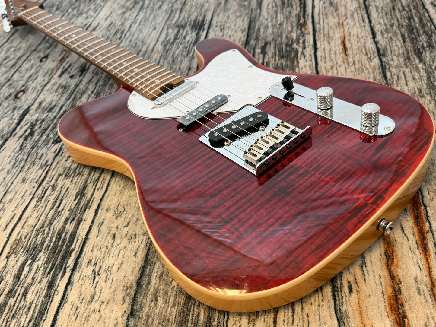 Aria Pro II 515 Nashville - Ruby Red - B-Stock