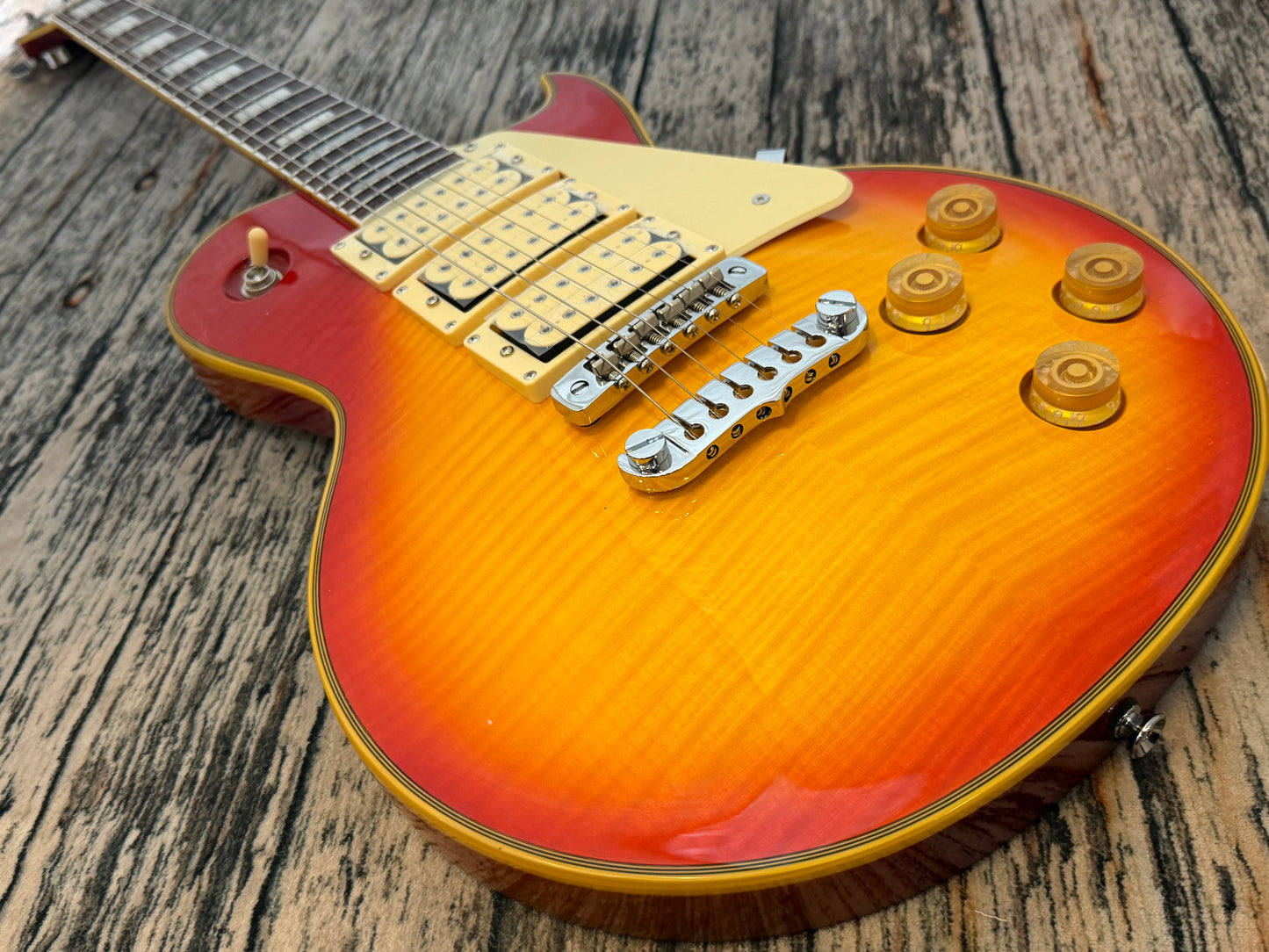 Aria Pro II PE 590AF Ace - Cherry Sunburst - B-Stock