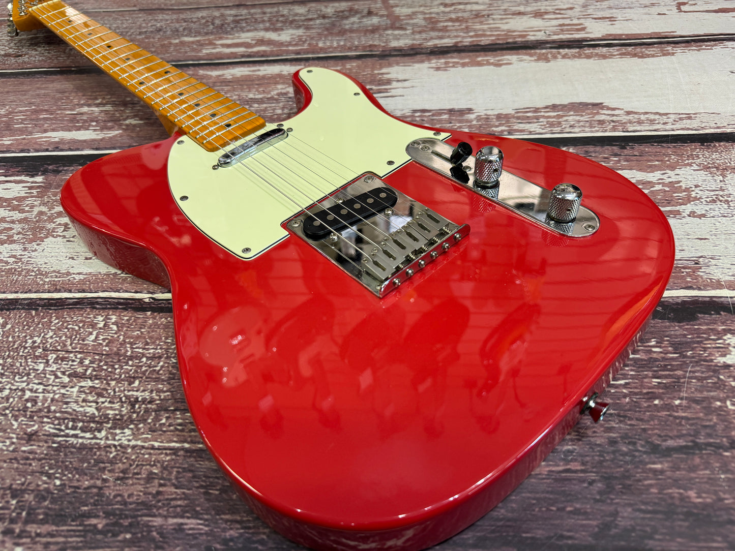 Telecaster style electric guitar