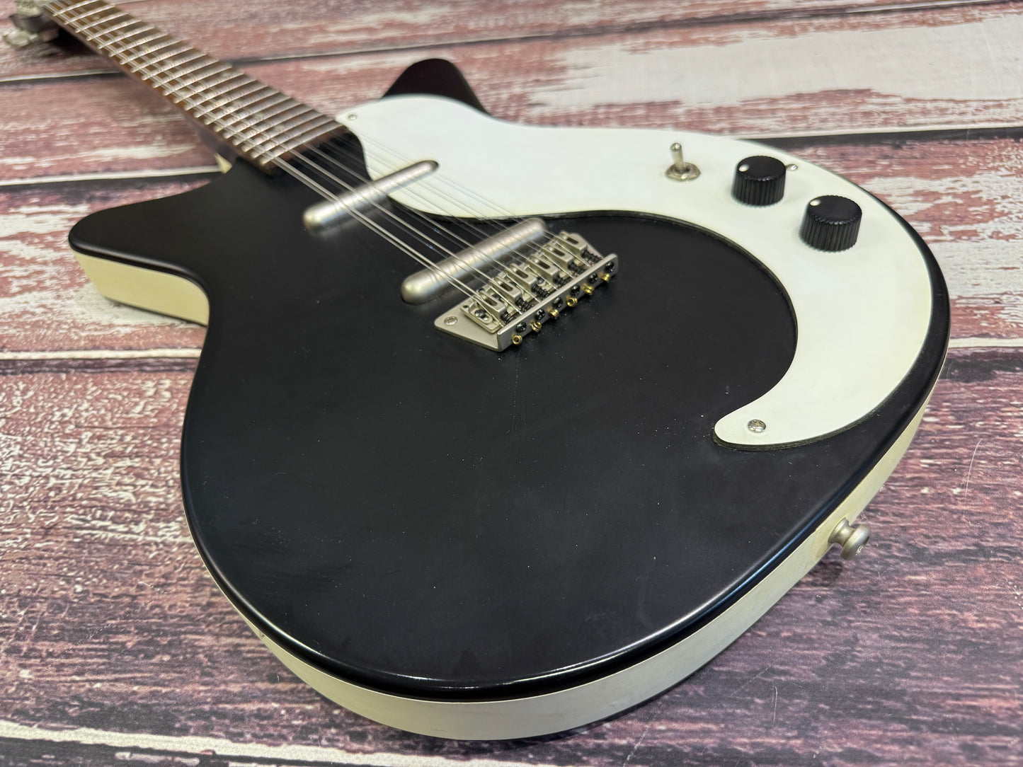 Danelectro DC59 12 string.